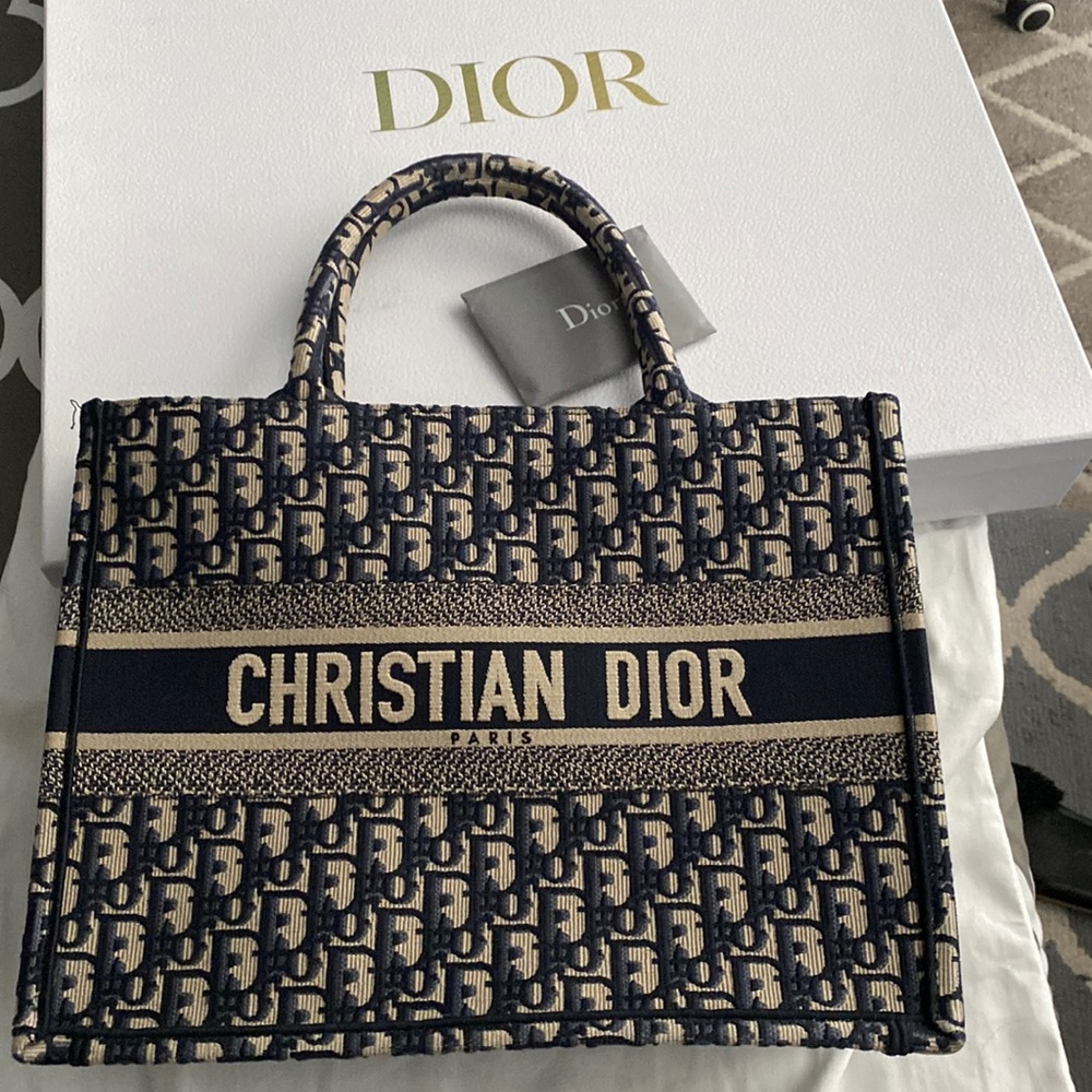 Dior book tote M